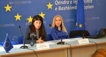 forum diskutimi me organizatat e shoqërisë civile dhe përfaqësues të autoriteteve vendore në Shkodër (7)